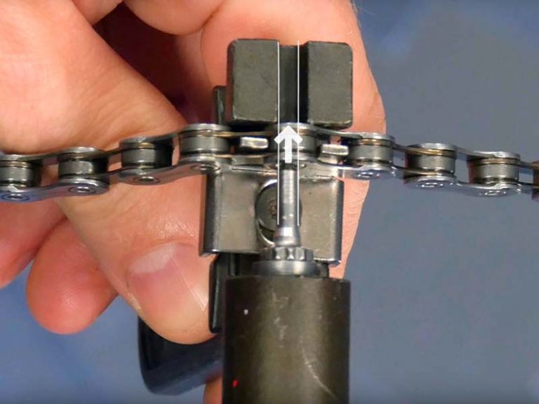 How to Remove Bike Chain Master (QuickRelease) Link Sky Bike