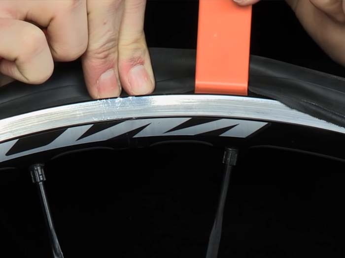 How to Change a Bike Tire Tube (8 steps) Sky Bike